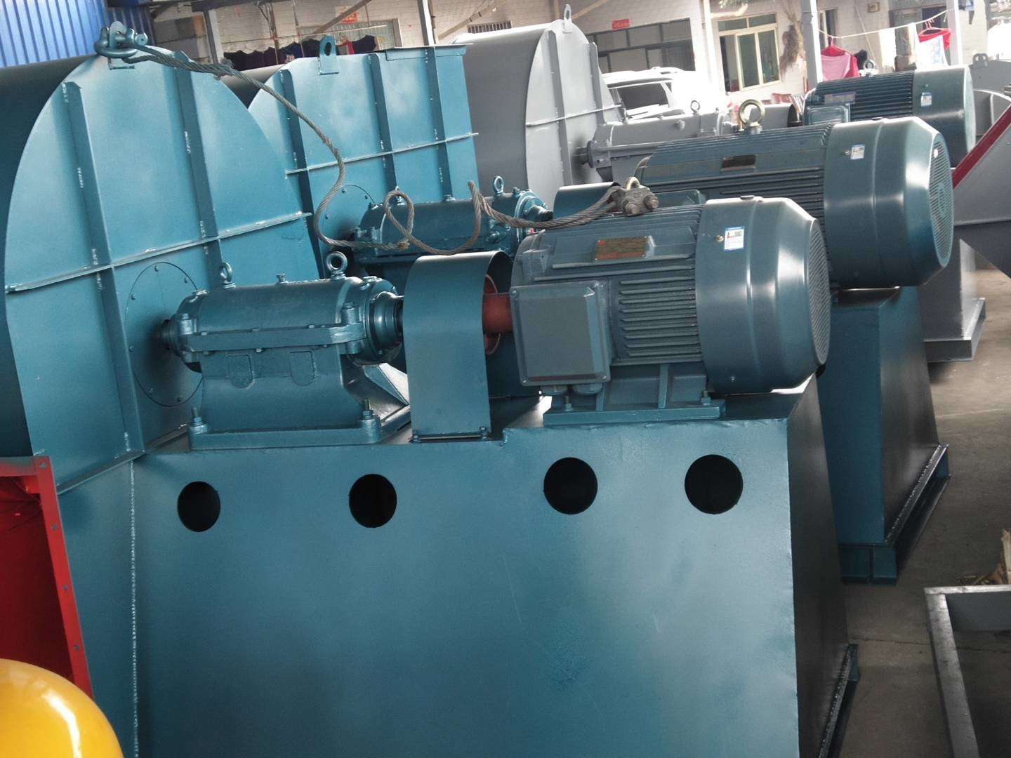 大功率風(fēng)機待裝車